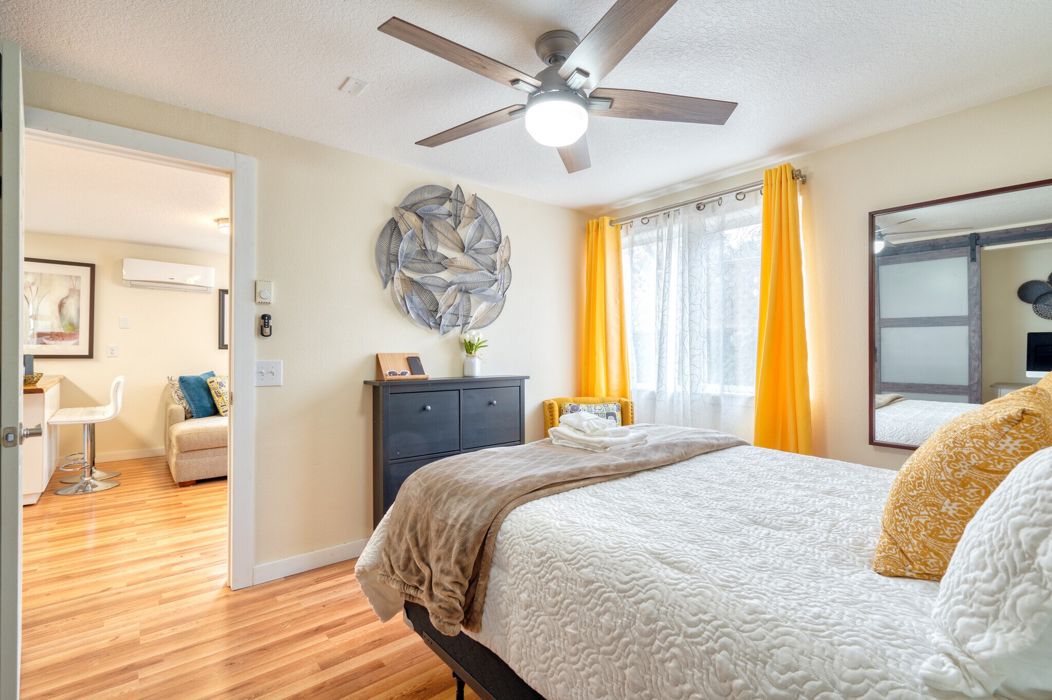 Building Photo - 1676 SE Marion St