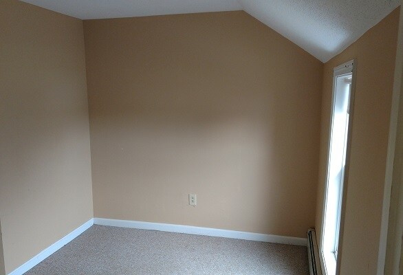 Building Photo - 40 Middle St