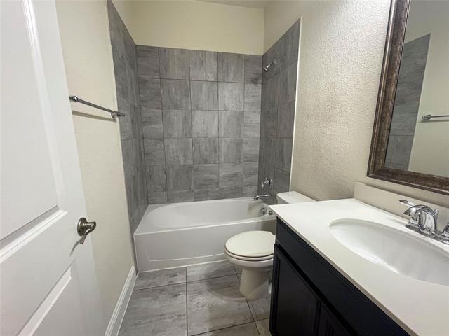 Building Photo - 723 Callaway Dr