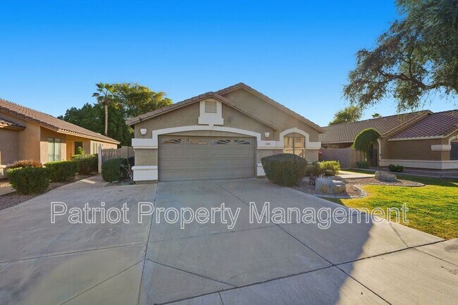 Building Photo - 1281 N McKenna Ln