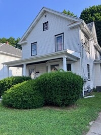 Building Photo - 302 Hasbrouck Ave