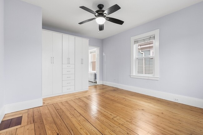 Building Photo - 25 Blanche St