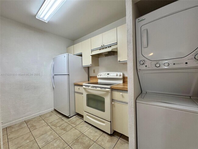 Building Photo - 1226 SW 113th Terrace