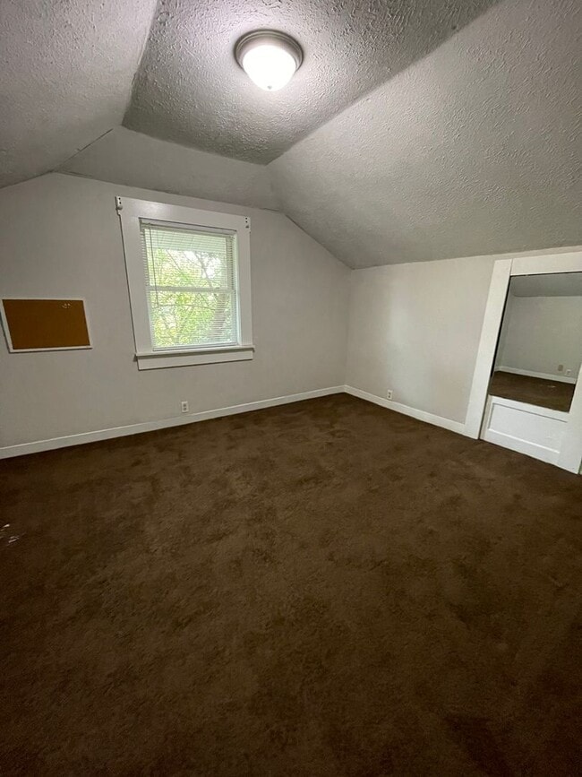 Building Photo - $200 off first months rent- Ball State Uni...