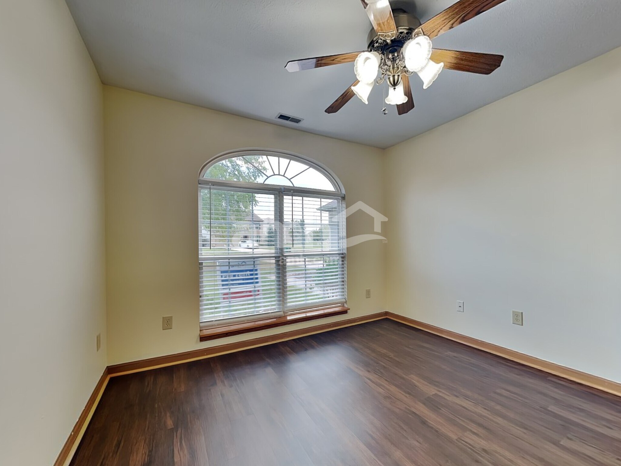 Building Photo - 511 Zephyr Way