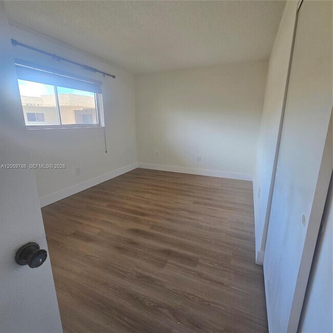 Building Photo - 8401 SW 107th Ave