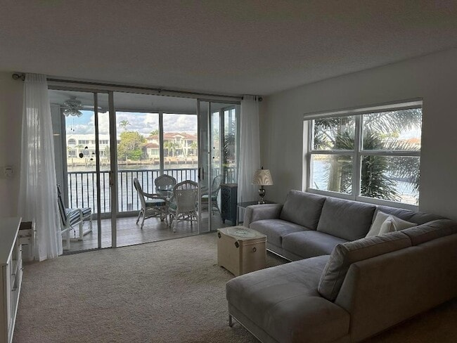 Building Photo - 3310 S Ocean Blvd