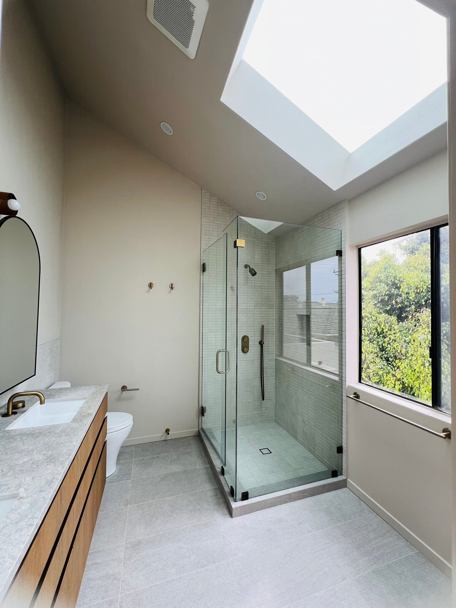 2F Primary Bath - 1034 18th St