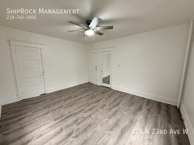 Building Photo - 428 N 23rd Ave W