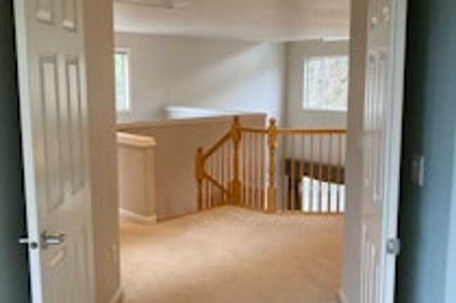 Building Photo - 4bd/2ba House in Newcastle