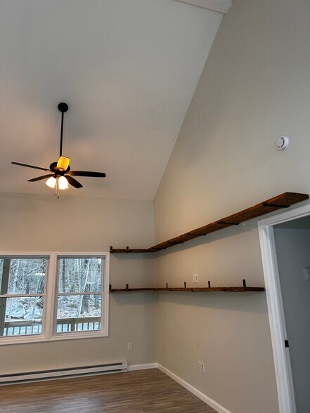 Building Photo - 150 Cree Rd