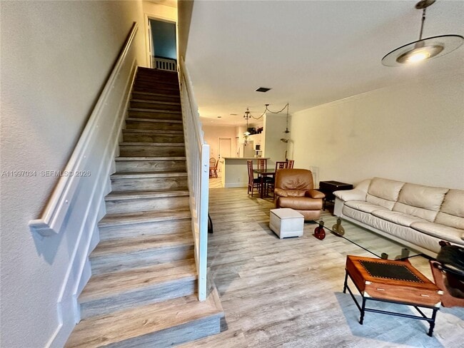 Building Photo - 2122 Pasa Verde Ln