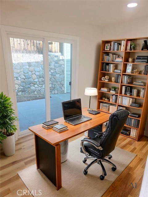 Building Photo - 533 Sturtevant Dr