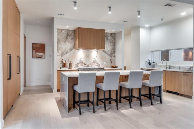 Building Photo - 3821 Beechwood Ln