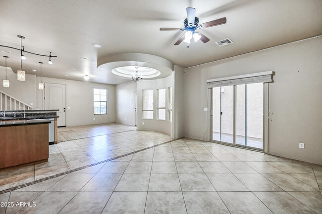 Building Photo - 2060 E Heartwood Ln
