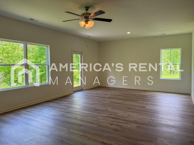 Building Photo - New Construction Home for Rent in Kimberly...