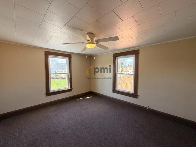 Building Photo - 807 Rose St