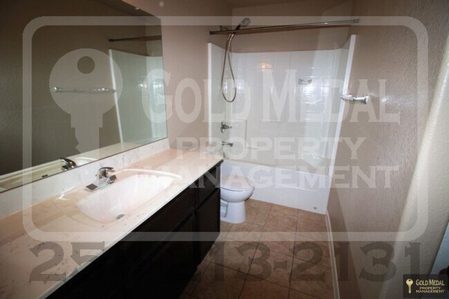 Building Photo - 1108 Grace Point Dr
