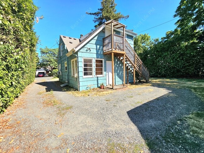 Building Photo - 2627 SE 115th Ave