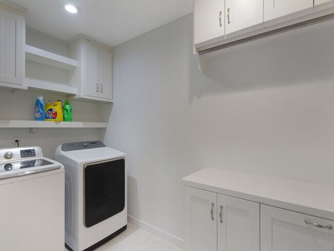 Building Photo - 51 Rd 5117