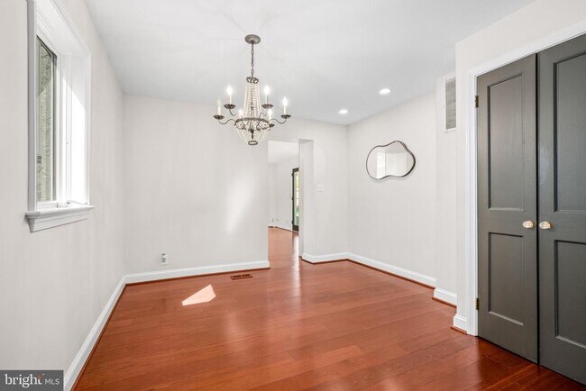 Building Photo - 2238 Meridian St