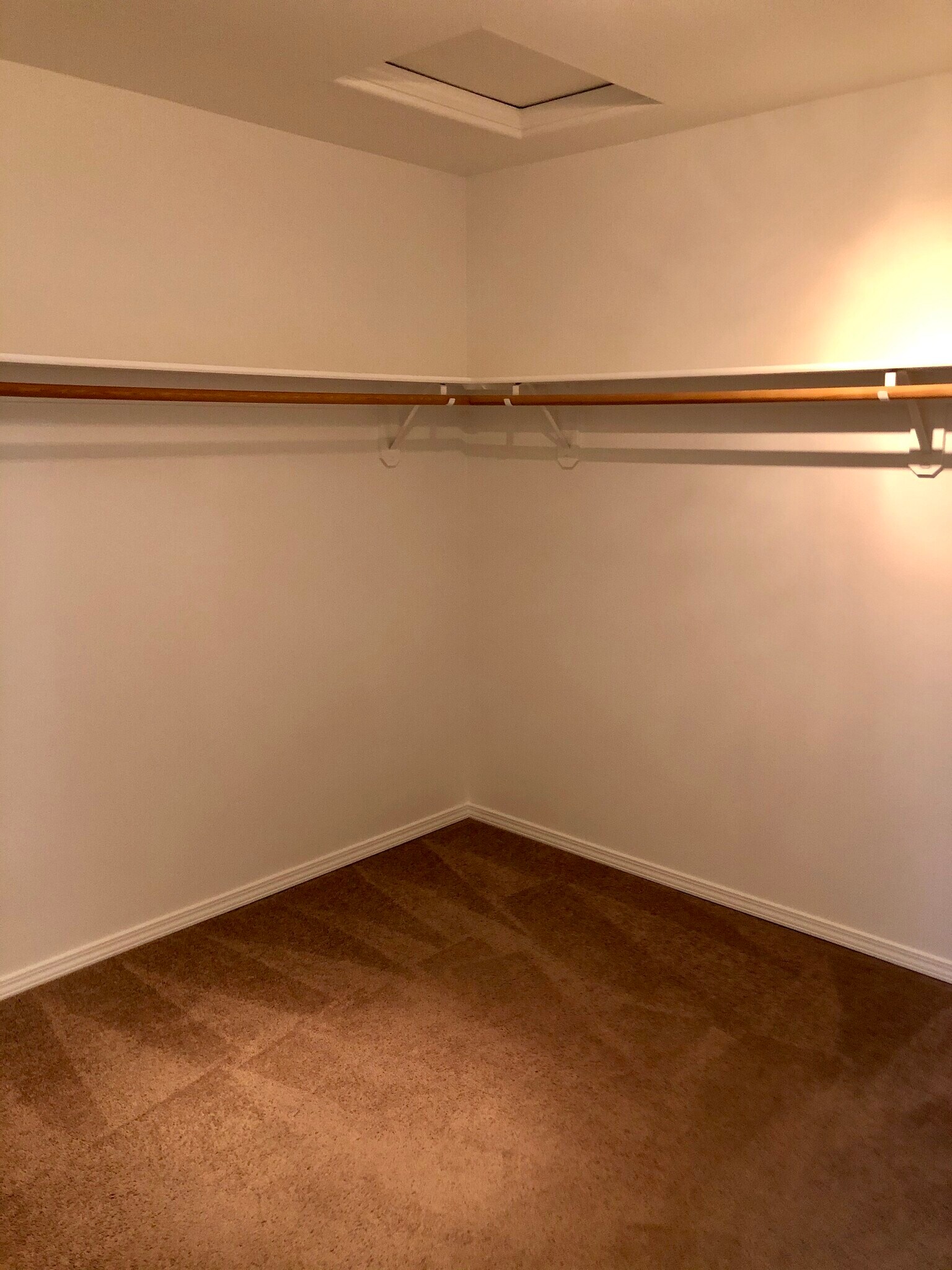 Master walk-in closet - 1552 SE Ripplewood Ave