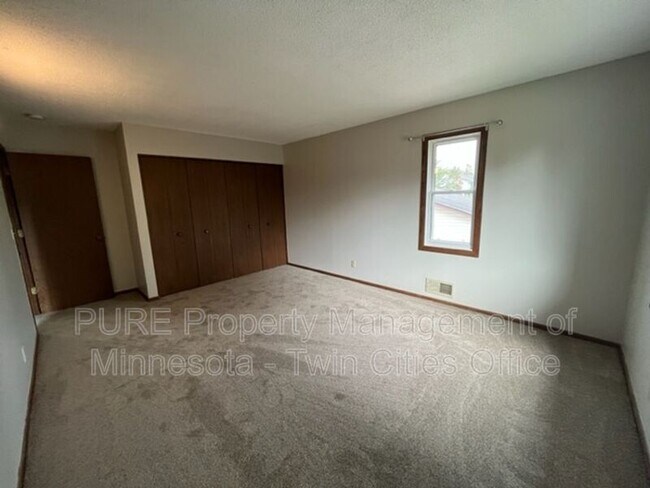 Building Photo - 9276 Indian Blvd S