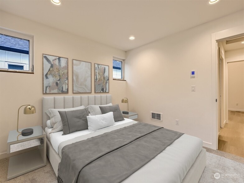 Second Bedroom/Office - 10346 Wallingford Ave N
