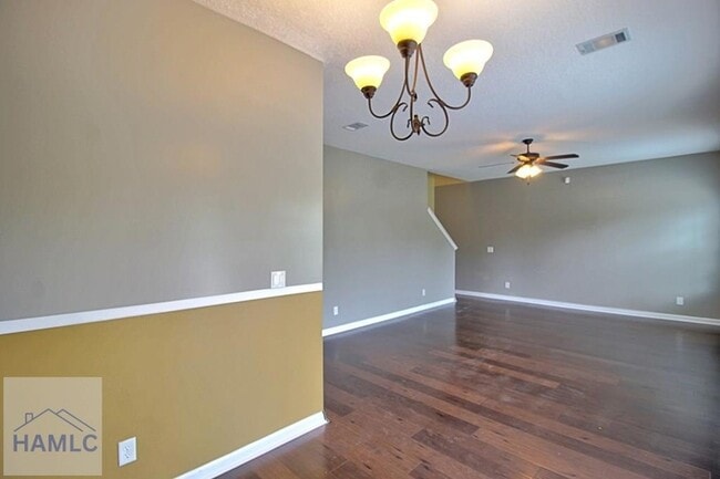 Building Photo - 1091 Marne Blvd