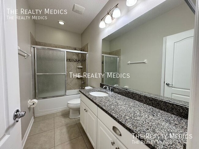 Building Photo - 5107 Appenine Loop W