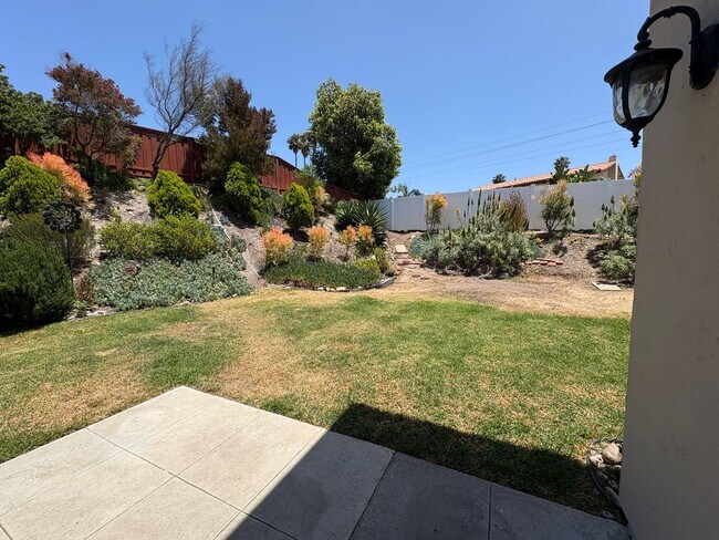 Building Photo - Prestigious Home In Beautiful Del Cerro ~ ...