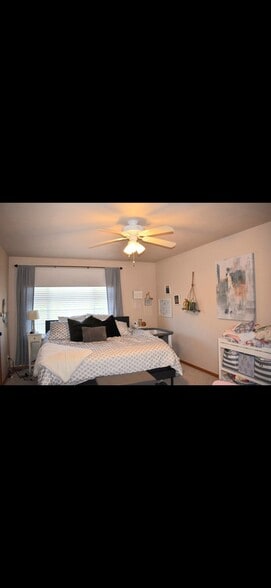 Building Photo - 228 Paloma Ave