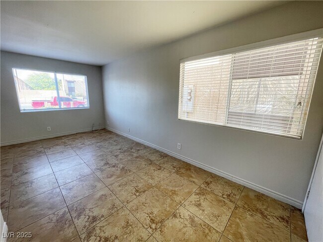 Building Photo - 5447 Retablo Ave
