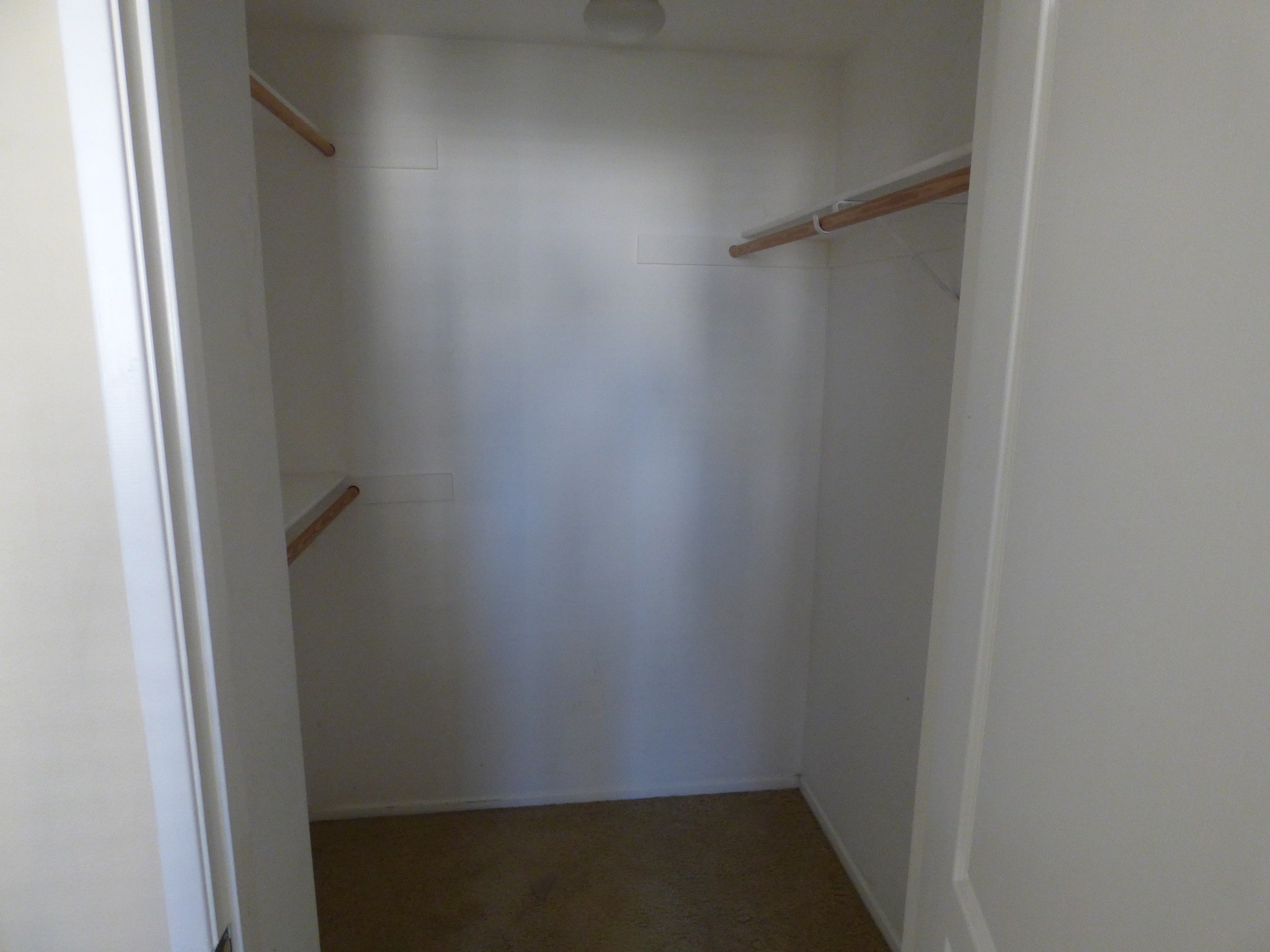 Building Photo - 2429 WATERMARKE Pl