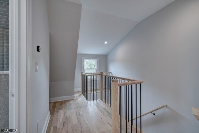 Building Photo - 59 Forest St