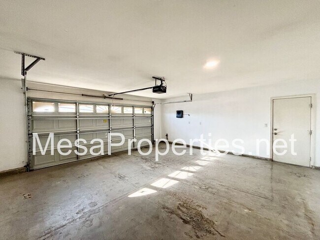 Building Photo - 13457 Fawncreek St