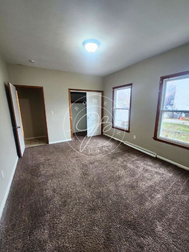 Building Photo - Must see to truly appreciate! This unique 3-bedroom, 2.5-bath unit within a 4-unit complex offers...