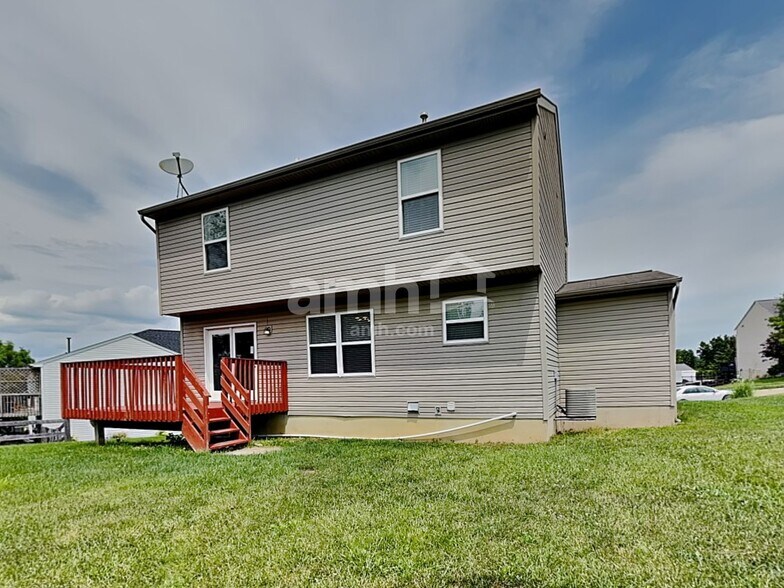 Building Photo - 10320 Fredricksburg Rd