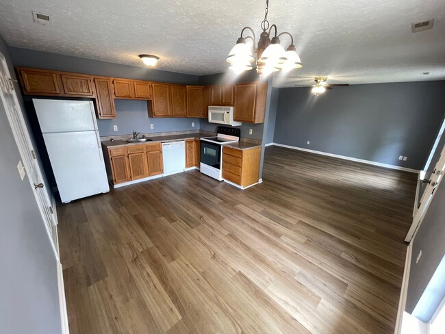 Building Photo - Cute Efficient Home For Rent Shelby County
