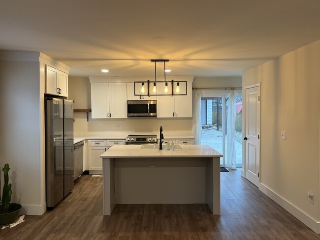 Building Photo - 2916 Morningside Dr