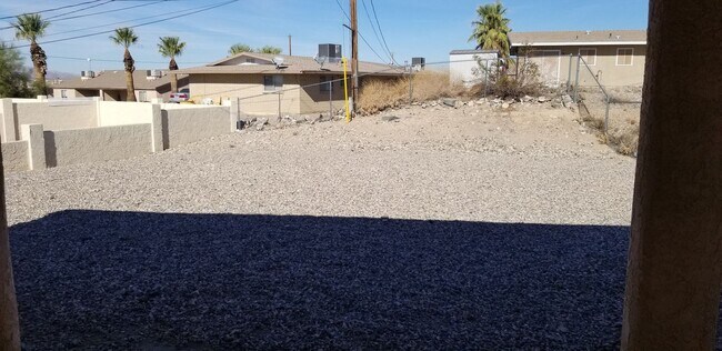 Building Photo - 3181 Sombrero Dr
