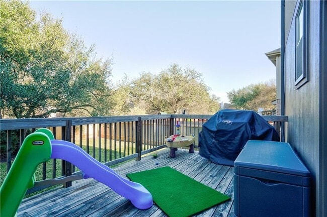 Building Photo - 6630 Hillside Terrace Dr