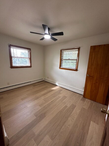 Building Photo - 10414 Arizona St