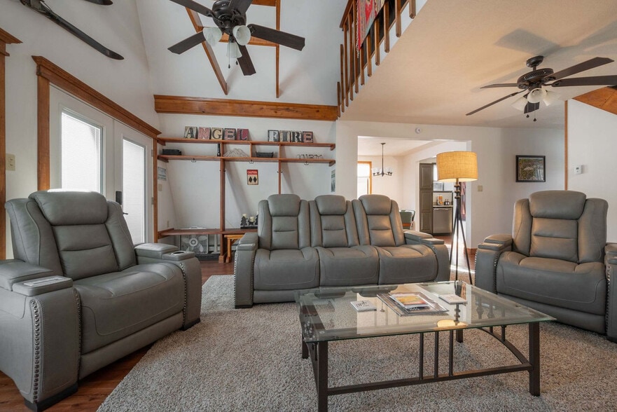 Building Photo - 24 Preston Trail