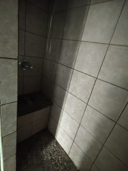 Building Photo - 761 Norway Ave