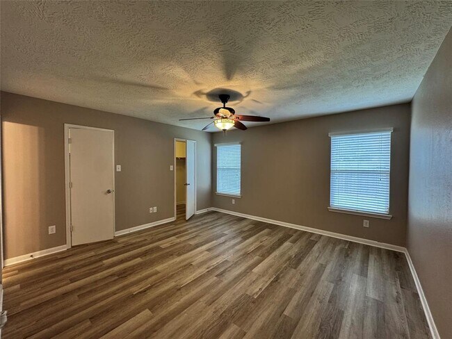 Building Photo - 29507 Legends Branch Ln