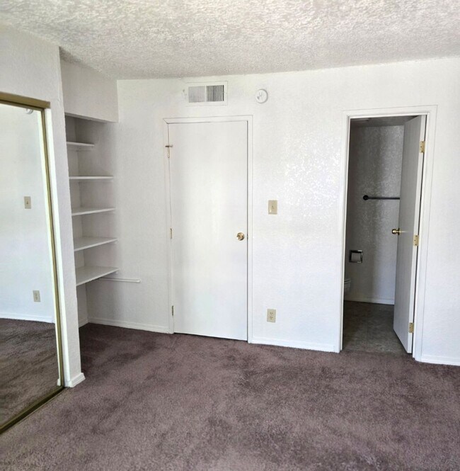 Building Photo - CALL US TODAY AT (505) 808-6467 TO SCHEDULE A CONVENIENT SHOWING