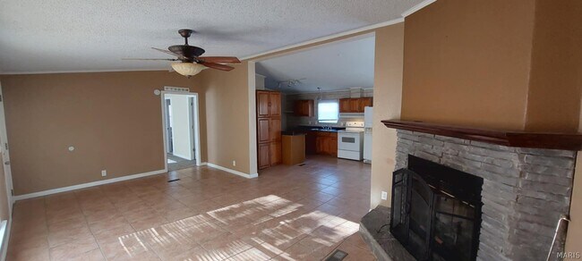 Building Photo - 1401 Wilderness Acres Ln
