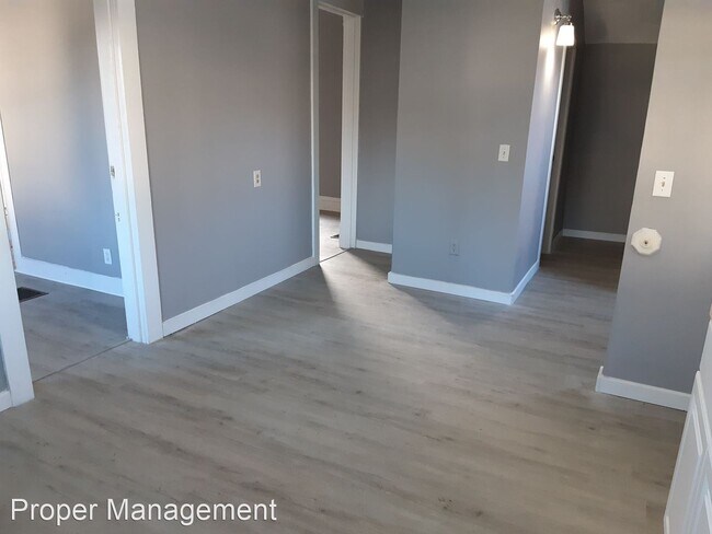 Building Photo - 2 br, 1 bath House - 2247 Catalpa Dr