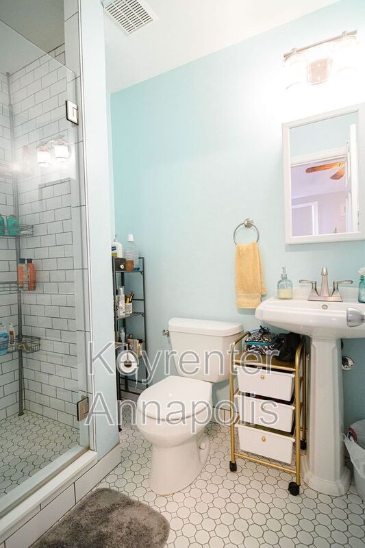 Building Photo - 4 Morris St